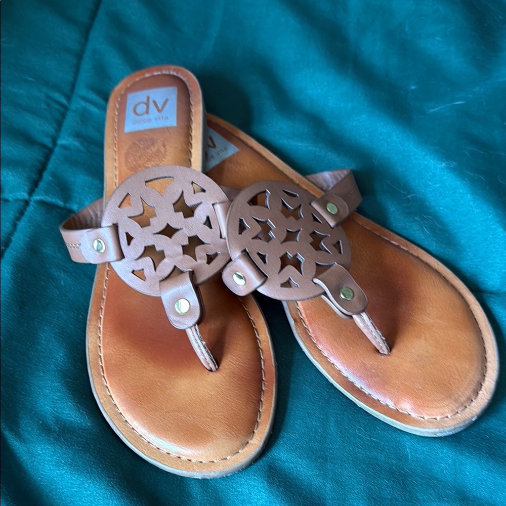 DV by Dolce Vita Tan Cut-Out Sandals